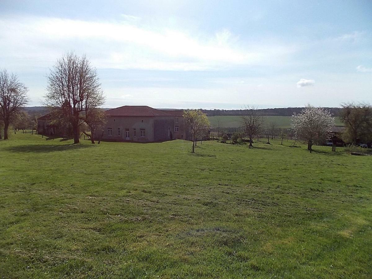Les Gites De Morville Malaumont Exterior foto